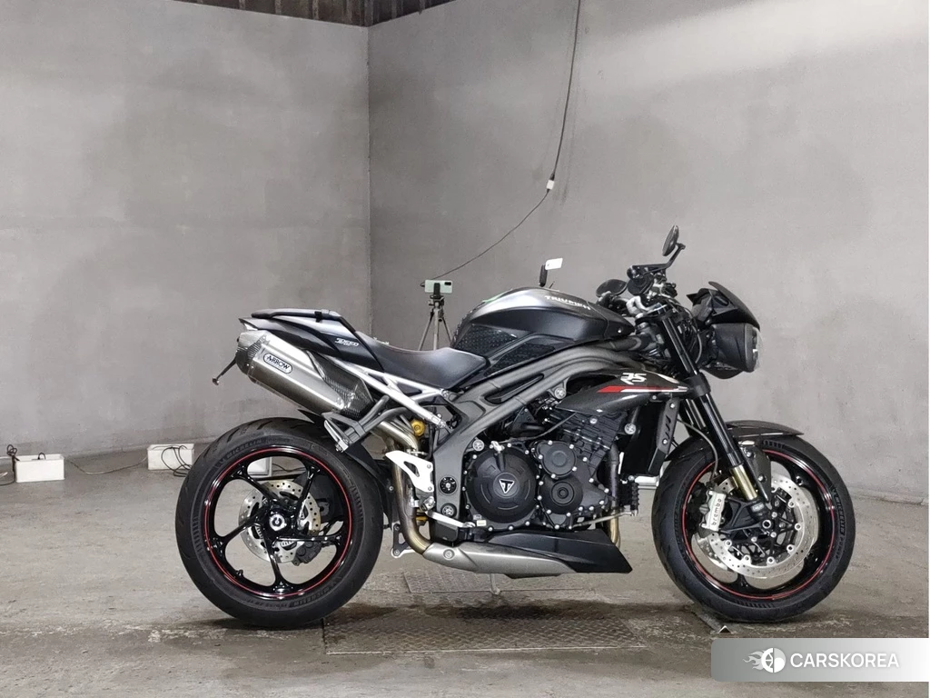 Проданный Triumph SPEED TRIPLE RS 2019 из Японии, фото 2