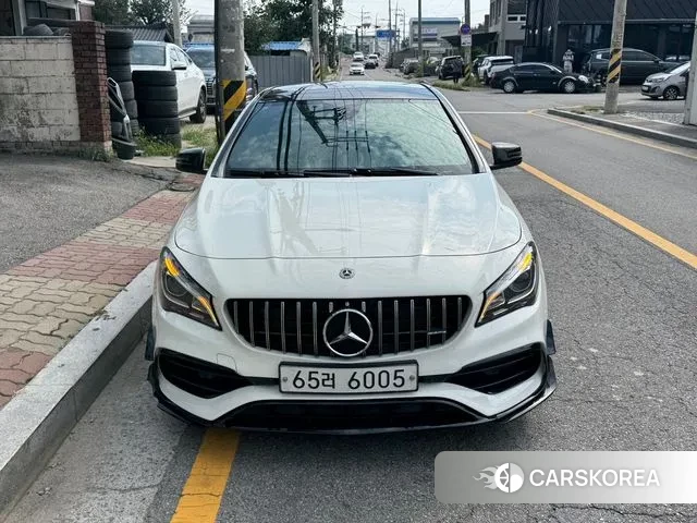 Mercedes-Benz CLA-Class C117 2018 Белый из Кореи