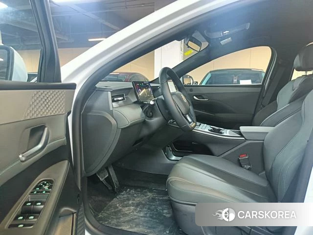 BYD Qin PLUS DM 2026 Белый из Китая
