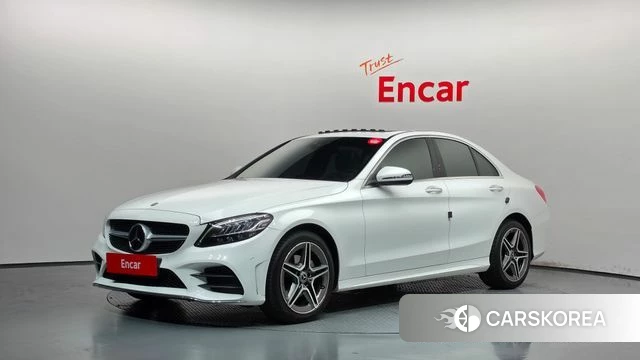 Mercedes-Benz C-Class W205 2021 Белый из Кореи