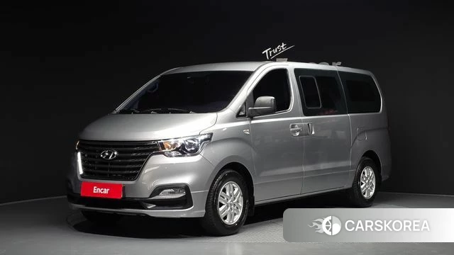 Hyundai The New Grand Starex 2018 Серебристо-серый из Кореи