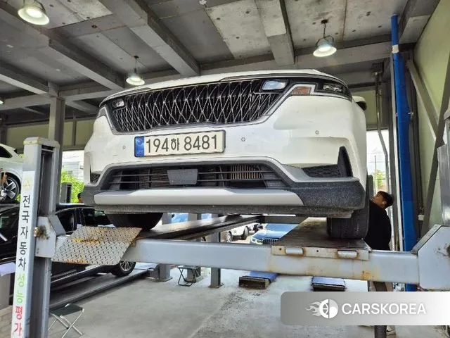 Kia Carnival 4th generation 2023 Белый из Кореи