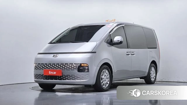 Hyundai Staria 2021 Серебряный из Кореи