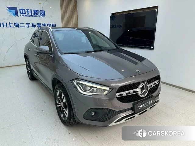 Mercedes-Benz GLA 2021 Темно-серый из Китая