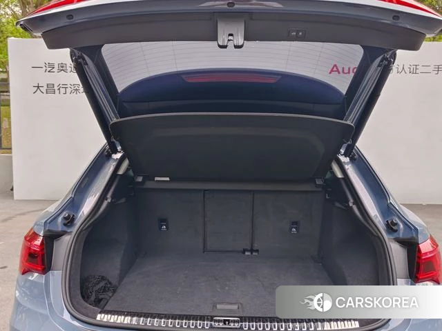 Audi Q3 Sportback 2022 Синий из Китая