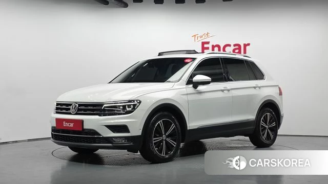 Volkswagen Tiguan second Generation 2020 Белый из Кореи