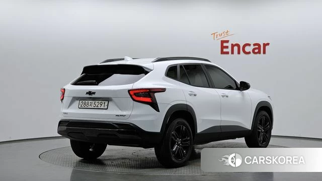 Chevrolet (GM Daewoo) Trax Crossover 2023 Белый из Кореи