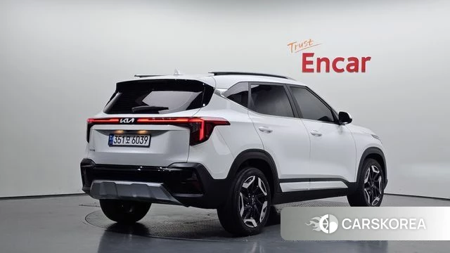 Kia The New Seltos 2023 Белый из Кореи