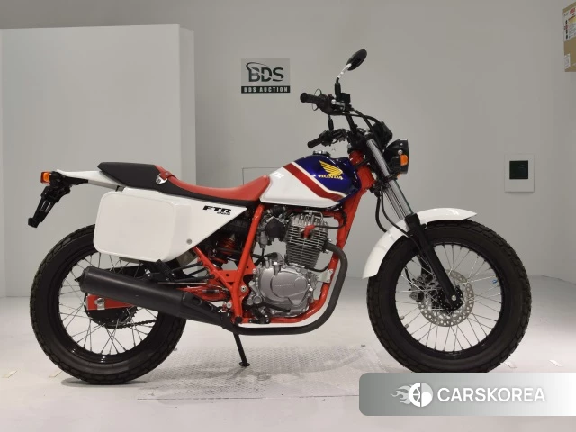 Проданный Honda FTR223 2014 из Японии