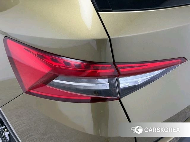 Skoda Kodiak 2018 Желтый из Китая