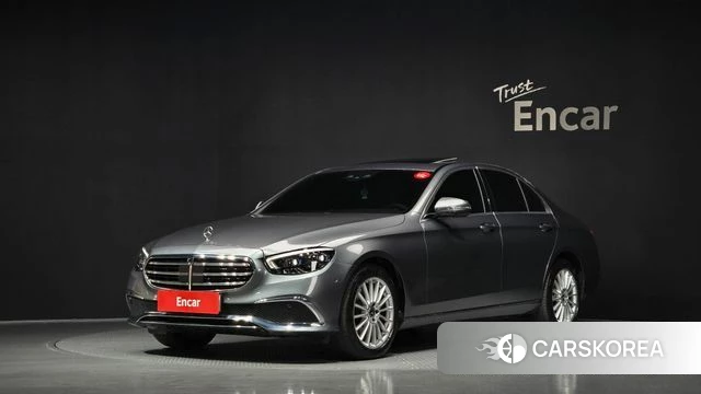 Mercedes-Benz E-Class W213 2023 Серый из Кореи