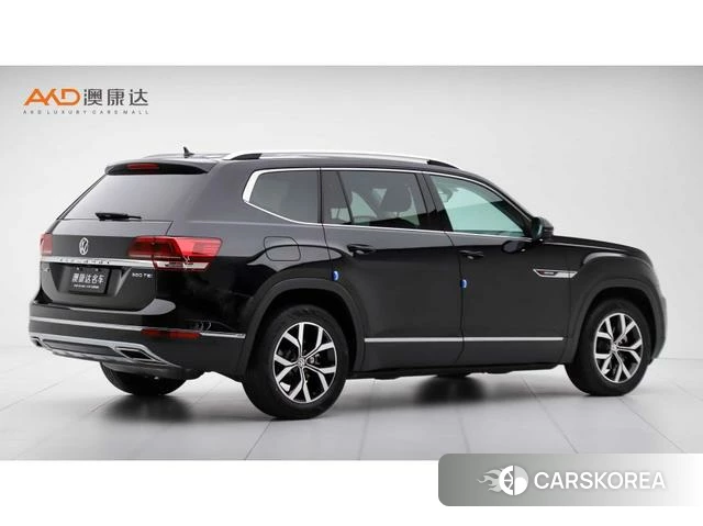 Volkswagen Tourang 2019 Черный из Китая