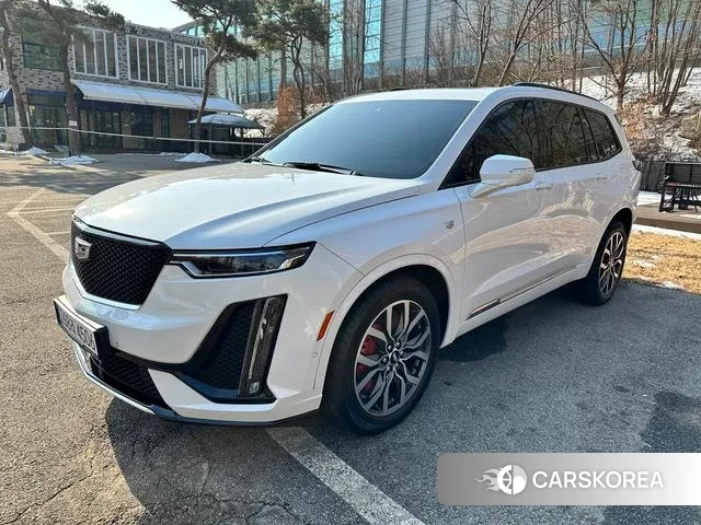 Cadillac XT6 2023 Белый из Кореи