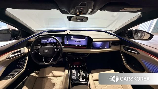 Audi Q6L e-tron 2025 Темно-серый из Китая