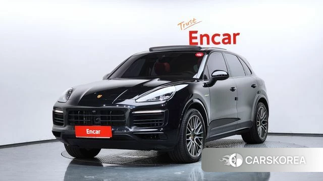 Porsche Cayenne (PO536) 2023 Черный из Кореи