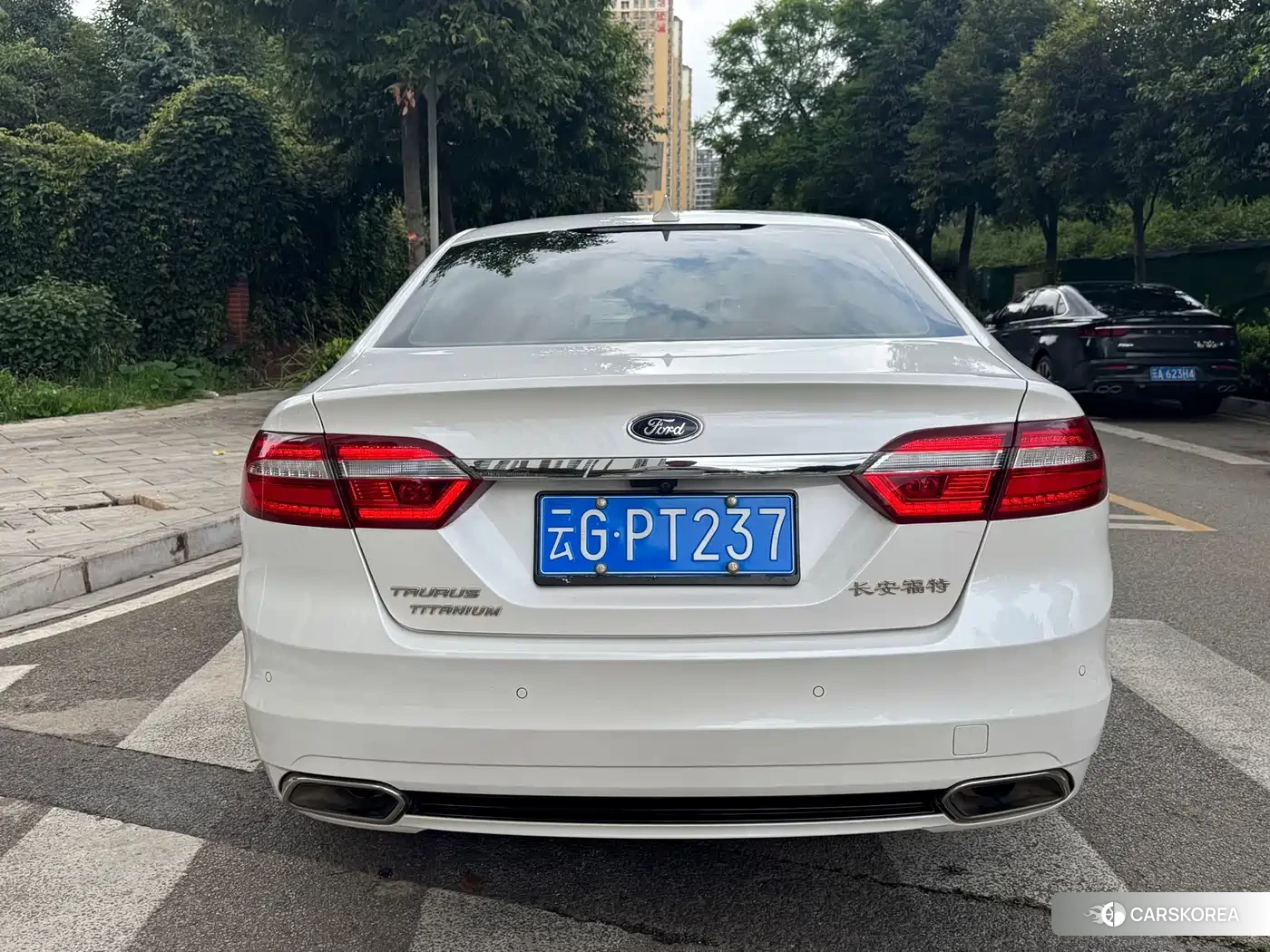 Ford Taurus 2019 Белый из Китая