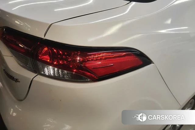 Toyota Lei Ling 2022 Белый из Китая