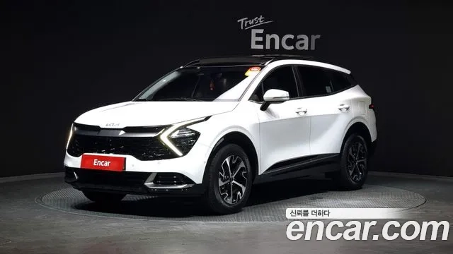 Kia Sportage 5th Generation Hybrid 2023 Белый из Кореи