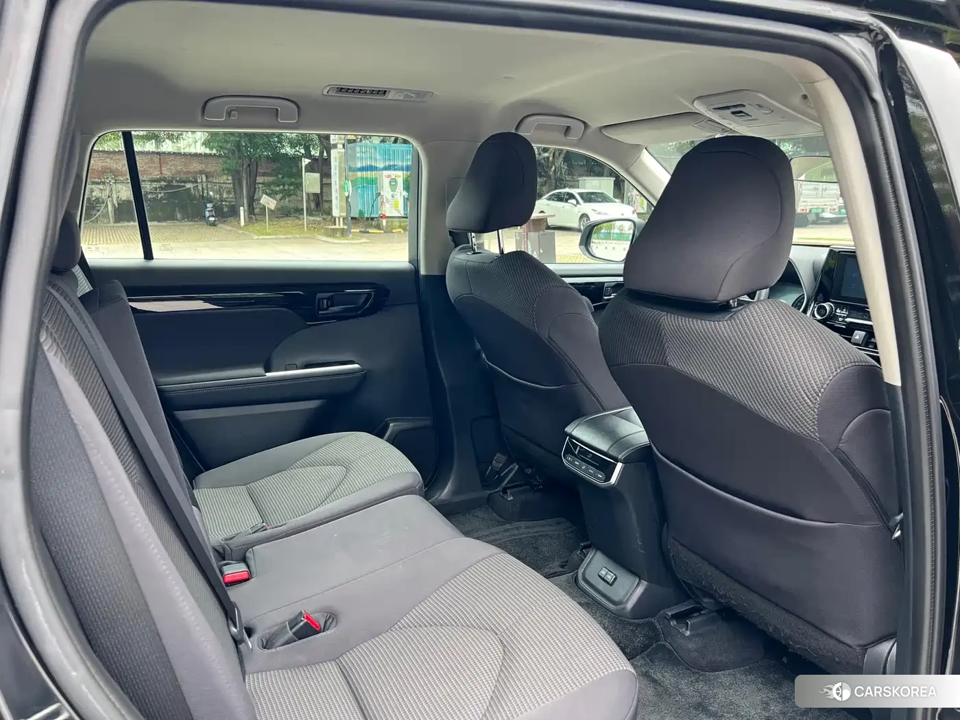 Toyota Highlander 2024 Черный из Китая