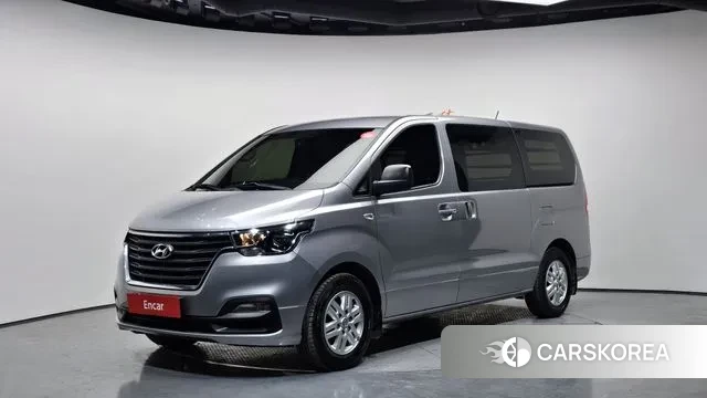 Hyundai The New Grand Starex 2020 Серебристо-серый из Кореи