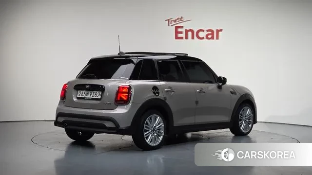 Mini Cooper 2022 Песочный из Кореи