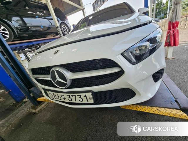 Mercedes-Benz A-Class W177 2020 Белый из Кореи