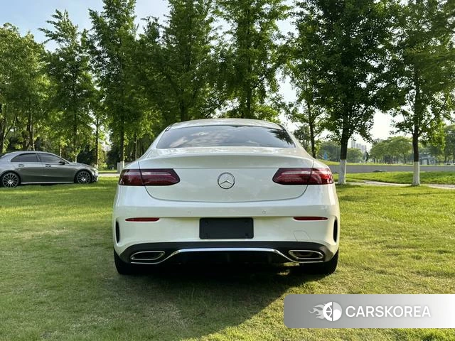 Mercedes-Benz E-class (imported) 2021 Белый из Китая