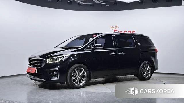 Kia The New Carnival 2018 Черный из Кореи