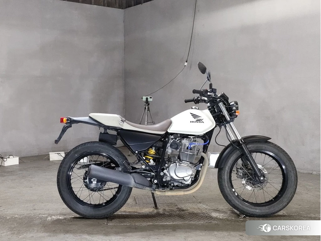 Проданный Honda FTR223 2010 из Японии