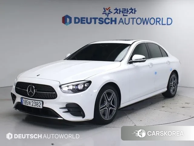 Mercedes-Benz E-Class W213 2022 Белый из Кореи