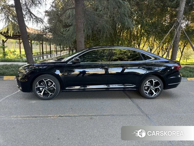 Volkswagen Passat 2026 Черный из Китая