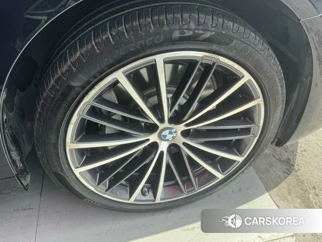 BMW 5 series 2022 Черный из Китая