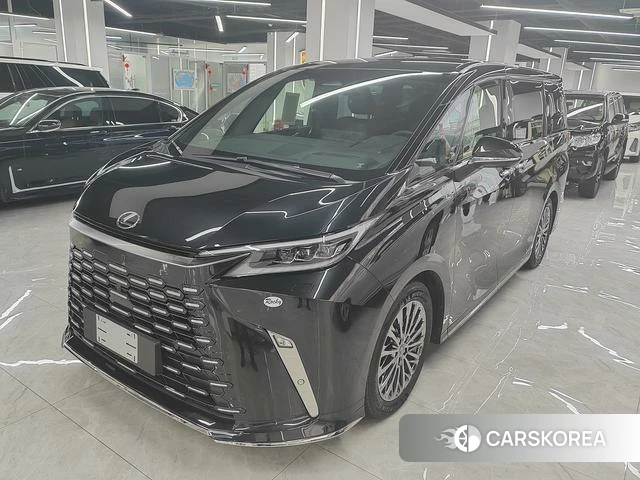 Lexus LM 2025 Черный из Китая
