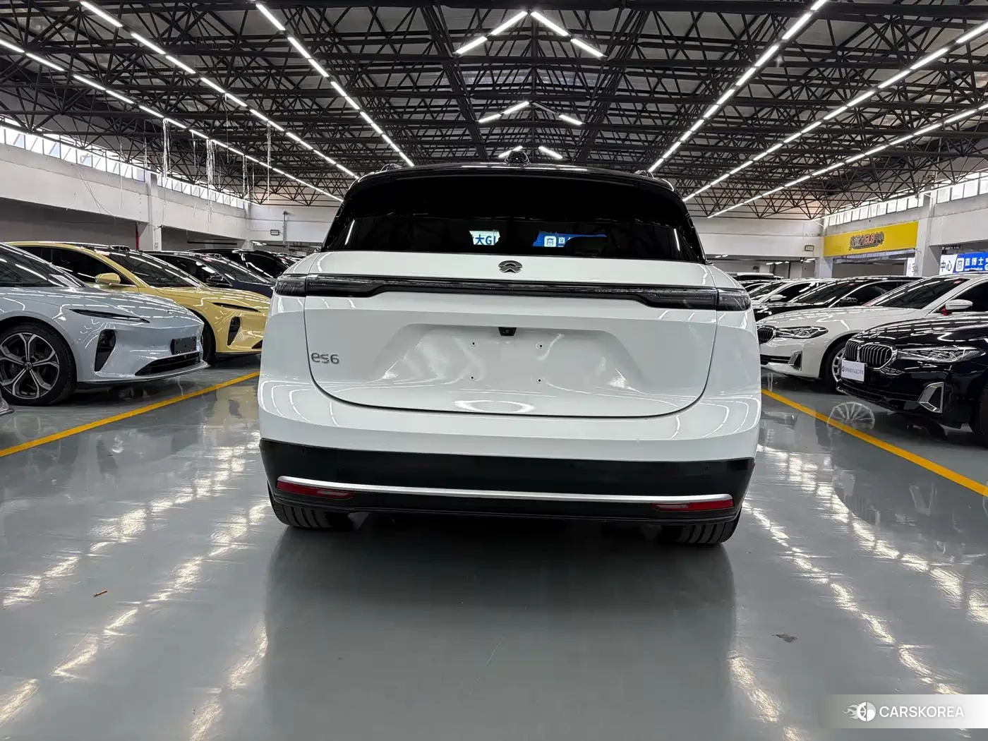 Weilai NIO ES6 2024 Белый из Китая