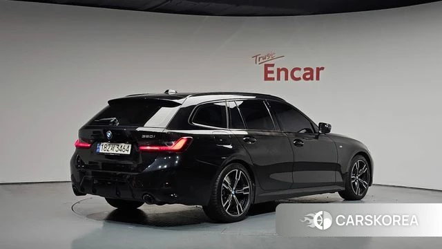 BMW 3 Series (G20) 2023 Черный из Кореи