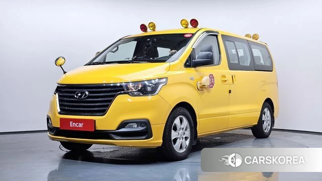 Hyundai The New Grand Starex 2018 Желтый из Кореи