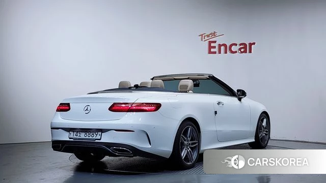 Mercedes-Benz E-Class W213 2018 Белый из Кореи