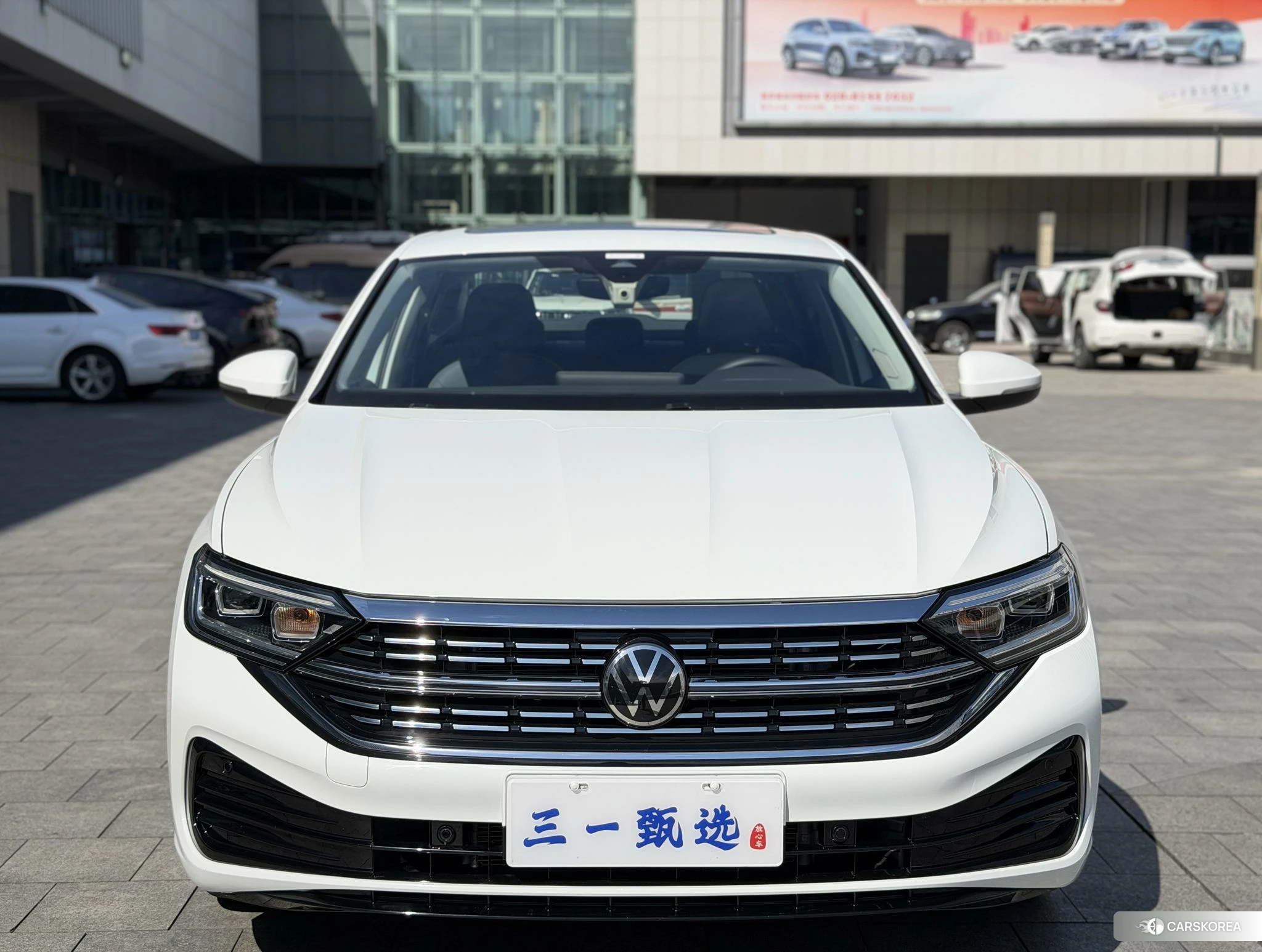 Volkswagen Sagitar 2022 Белый из Китая