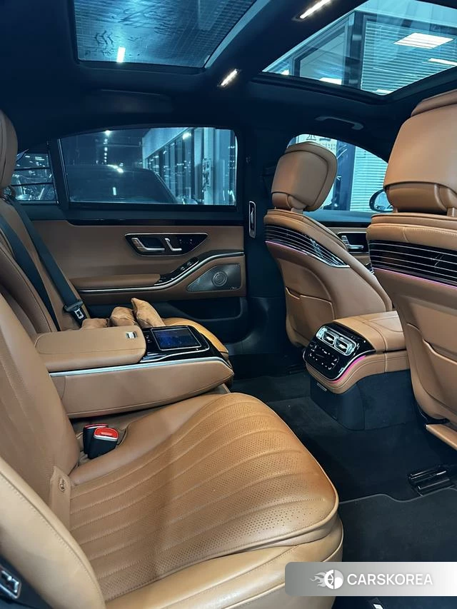Mercedes-Benz S-class 2022 Черный из Китая