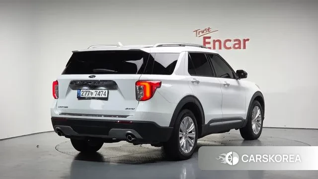 Ford Explorer 6th Generation 2021 Белый из Кореи