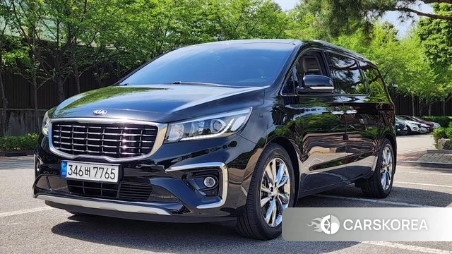 Kia The New Carnival 2018 Черный из Кореи