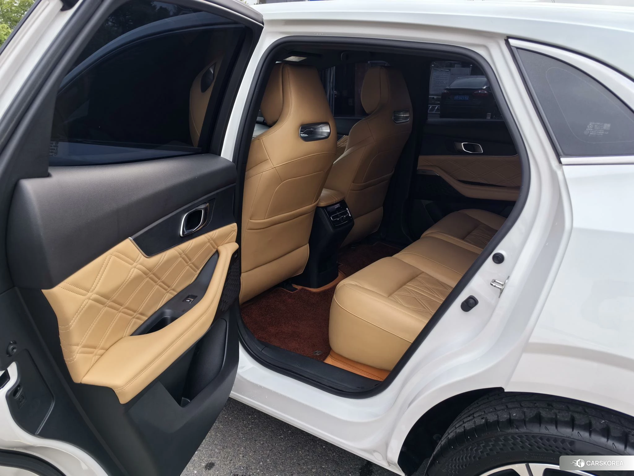 Chang'an UNI-K 2023 Белый из Китая