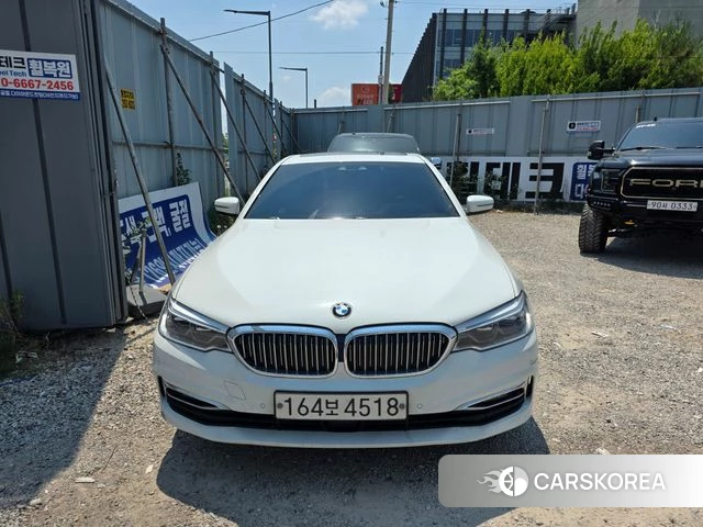 BMW 5 Series (G30) 2018 Белый из Кореи