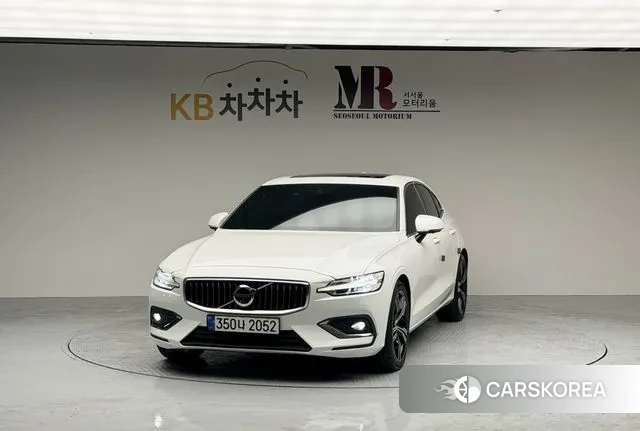 Volvo S60 3rd generation 2020 Белый из Кореи