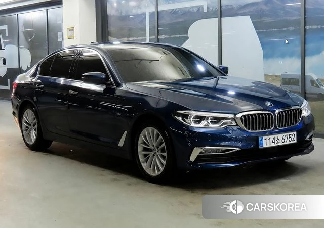BMW 5 Series (G30) 2018 Синий из Кореи