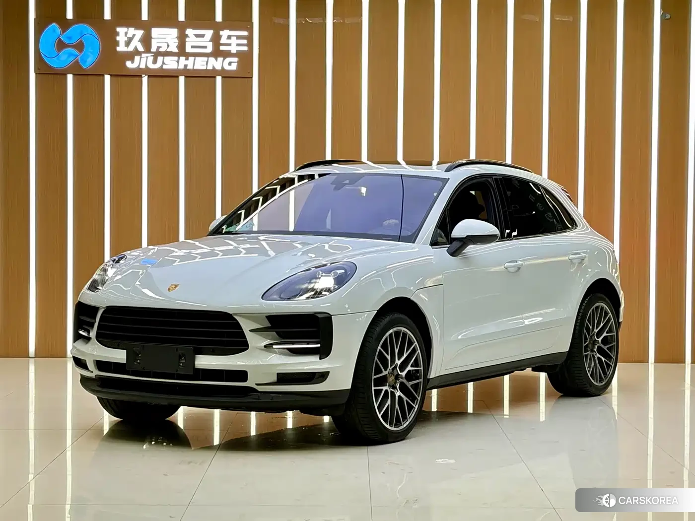 Porsche Macan 2021 Белый из Китая