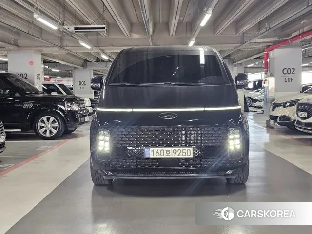 Hyundai Staria 2021 Черный из Кореи