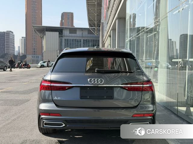 Audi A6 (import) 2022 Темно-серый из Китая