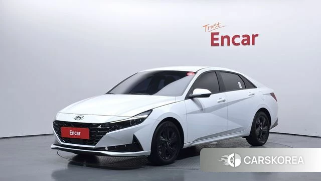 Hyundai Avante Hybrid (CN7) 2023 Белый из Кореи