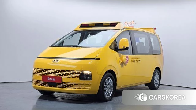 Hyundai Staria 2022 Желтый из Кореи